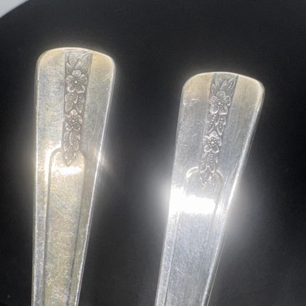 Wm A Rogers A1 Plus Oneida Ltd (VTG 1936)‎ Silverware.